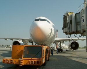 Extinderea pistei Aeroportului Iasi nu se va mai face pe fonduri europene