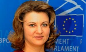 Adriana Ticău, membru al Comisiei ITRE si raportor al Parlamentului European pentru Directiva 2010/31/CE