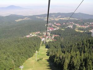 Turistii vor beneficia de o parcare mai mare in Poiana Brasov