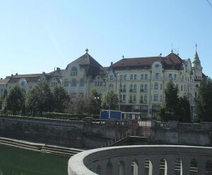 Palatul Vulturul Negru din Oradea