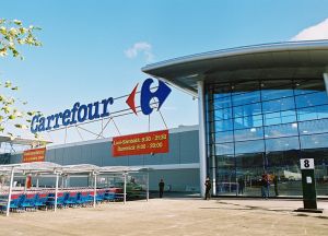 Carrefour va achizitiona 127 de centre comerciale