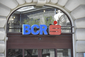 BCR, creştere de 400% a creditelor de investiţii imobiliare