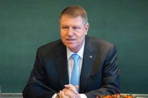 Klaus Iohannis a promulgat legea care include avocaţii în categoria de profesionişti care colaborează cu ANCPI