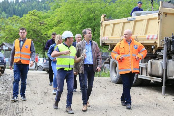 Sursa foto: Facebook/Consiliul Judeţean Neamţ