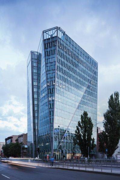 PPF Real Estate anunţă doi noi chiriaşi în Crystal Tower