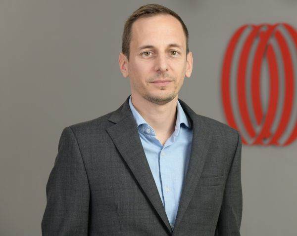 Maxime Otto, Consultant Capital Markets în cadrul JLL România