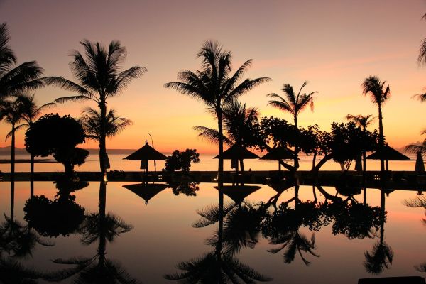 Indonezia opreşte construirea de hoteluri noi în Bali